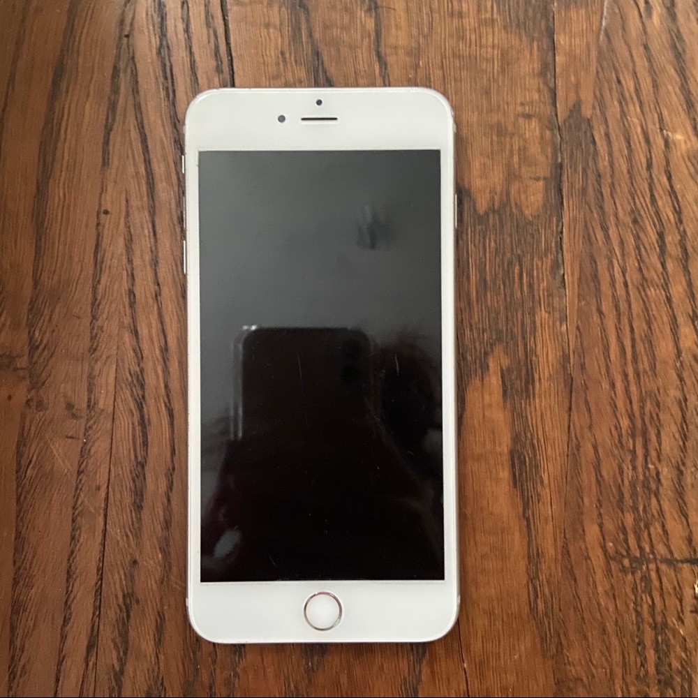 iPhone 6s Plus - Picture 2 of 2